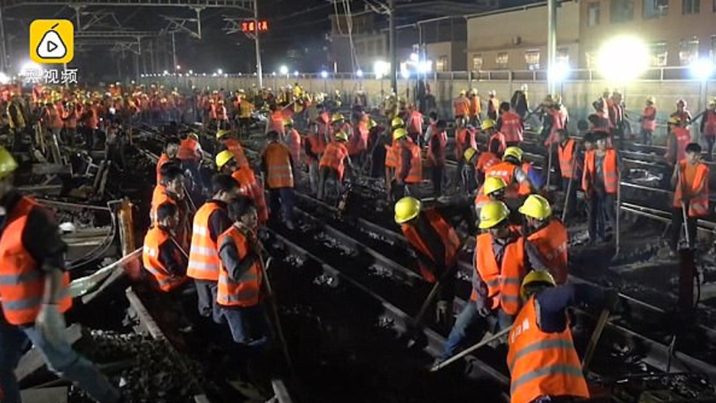 Новую железнодорожную развязку построили в Китае за 9 часов. ВИДЕО