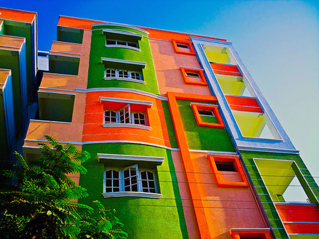 Ремонт и покраска фасада дома: основные нюансы
